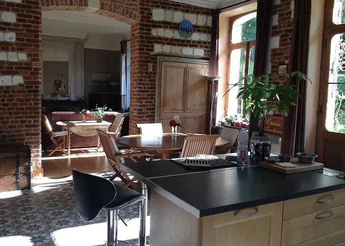 Chateau De Ricquebourg